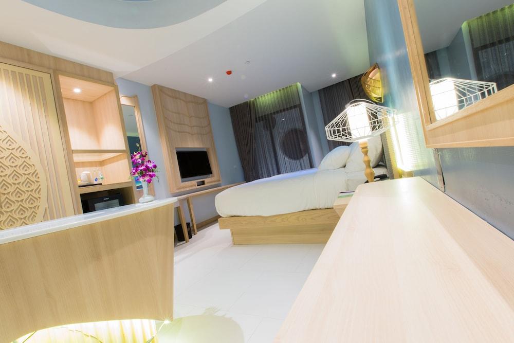 Hotel Beyond Patong Zewnętrze zdjęcie